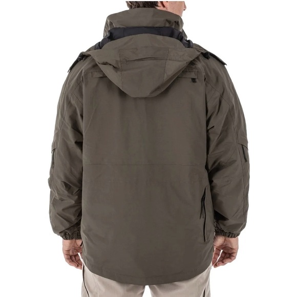 5.11 3 IN 1 SYSTEM TACTICAL AGGRESSOR PARKA NWOT ***COLOR IS ACTUALLY COYOTE *** - Picture 3 of 13